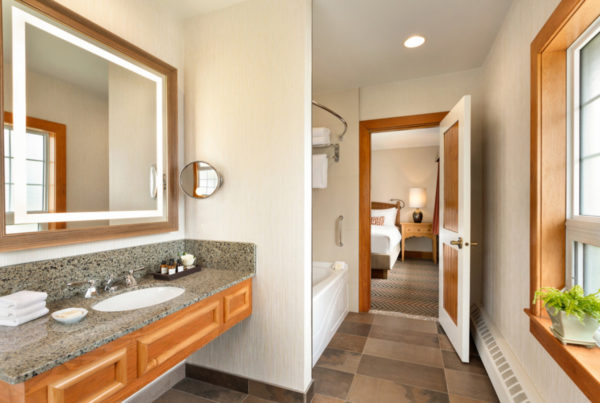 Gardeners-Cabin-Bathroom